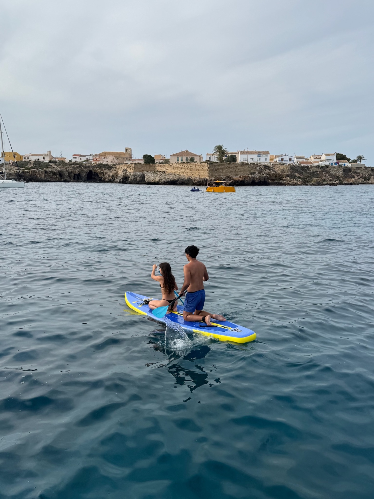 Paddle surf desde el velero en Baleares